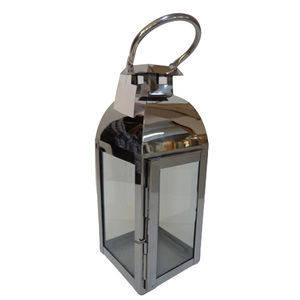 Vente en gros Plateau carré en métal avec 5 bougeoirs Bougeoir couleur nickel argent pour la décoration du salon - Product Image 4