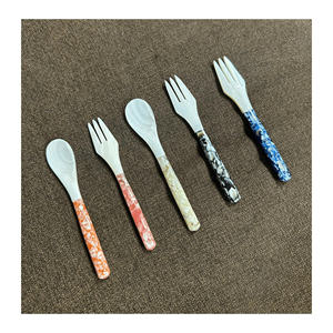 Notre cuillère à conque faite à la main du Vietnam est une cuillère à conque naturelle élégante et durable pour un usage domestique ou le commerce international - Product Image 5