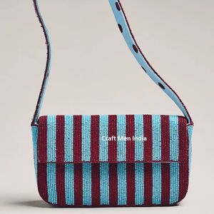 Sacs à main brodés personnalisés avec des perles pour la mode, design unique, sacs à main ethniques faits à la main avec des perles de graines pour les événements formels - Product Image 1