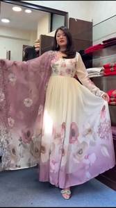 ชุดงานปักเย็บขอบผ้าจอร์เจียแบบเต็มตัวพร้อมใส่ - Product Image 2