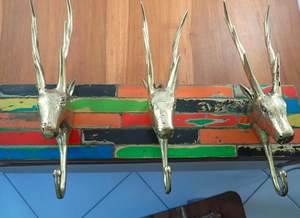 Support de bas en forme de cerf en poudre dorée fini parfait pour les ornements de Noël élégants et la décoration de vacances - Product Image 5