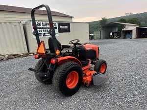 2016 for KUBOTA B2301HSD <b>Used</b> <b>Tractor</b> - Product Image 6