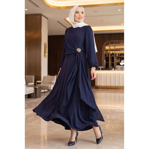 Vestido Hijab Estilo Boho Azul Marino con Tirantes, Lazos Laterales y Decoraciones con Cremallera, Elegante y Transpirable para Oficina, Largo hasta el Suelo - Product Image 1