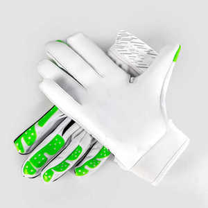 Guantes de Fútbol Americano Personalizados de Cuero Genuino de Alta Calidad para Jóvenes y Adultos, Cómodos y con Detalles Impresos - Product Image 3