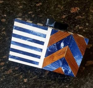 Meilleure qualité métal femmes pochette sac à main fête ware sac multicolore pochettes pour femmes mode métal sac à main à meilleure vente - Product Image 5