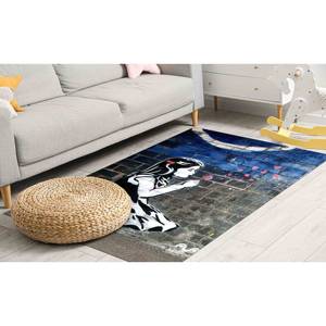 Alfombra Estampada con Burbujas Rosas - Diseño Único de Graffiti Banksy para Espacios Modernos, Alfombra de Terciopelo - Product Image 4