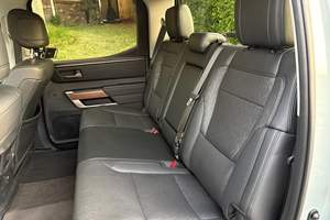 โตโยต้า ทุนดรา ลิมิเต็ด ครูว์แม็กซ์ 4x4 ปี 2022 - Product Image 2