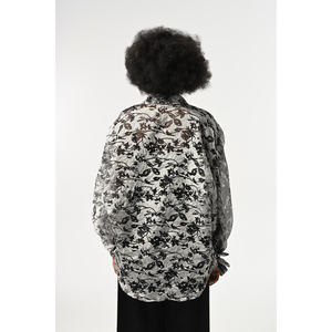 Camicetta Oversize Trasparente da Donna con Dettaglio di Laccio sulla Manica e Motivo, Taglie Forti - Product Image 2