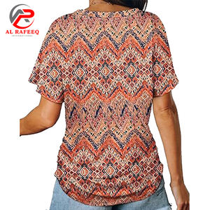 Verano Casual Nueva Camiseta estampada con cuello en V Manga corta con patrón de animales Teñido liso - Product Image 2