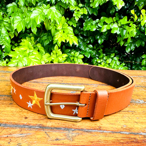 Épingle en cuir de buffle d'eau de 40mm pour ceinture en cuir de vachette Longueur personnalisée Broderie à fil cinq étoiles Alliage à usage décontracté d'affaires - Product Image 2