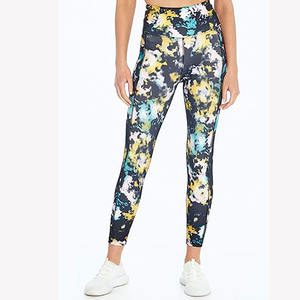 Pantalones de Yoga de cintura alta para mujer, mallas fruncidas sin costuras con múltiples sombras, tela suave, estilo informal - Product Image 1