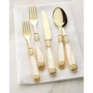 Couverts de luxe en acier inoxydable avec finition dorée utilisés pour la maison et l'hôtel - Product Image 4