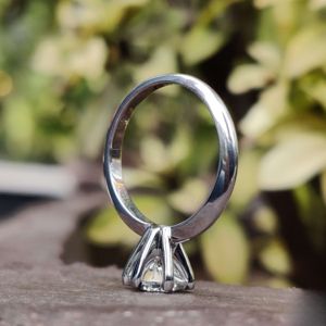 แหวนเครื่องประดับสำหรับผู้หญิงทำด้วยทองคำและทรงกลม10kt สดใสเจียระไนในแล็บเพชร VVS - Product Image 6