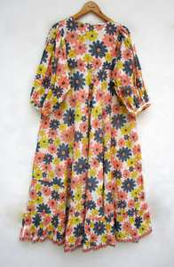 2024 último diseño de impresión indio bohemio nueva seda Sari tela ropa al por mayor Vestido corto ropa de mujer artículo vestidos florales artículo - Product Image 2