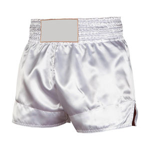 Shorts de boxe en satin personnalisés en gros pour hommes, qualité professionnelle, fabriqués en usine OEM avec logo brodé ou imprimé - Product Image 5