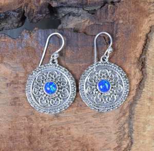 Pendientes de Plata de Ley con Ópalo Azul de Laboratorio, Hechos a Mano, Joyería 925, Elegante Regalo de Piedra Preciosa para Mujer - Product Image 2