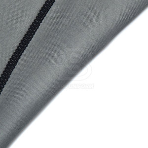 Meilleures ventes : Rashguard respirant à manches longues personnalisable pour hommes, idéal pour l'entraînement et le fitness (vente en gros) - Product Image 4