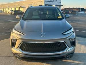 Bu-ic-k Encore GX Sport Touring AWD 2024 Usado en Buen Estado, Sin Accidentes, Conducción Izquierda/Derecha - Product Image 6