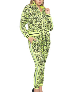 Quantité minimale de commande bas poids léger tendance porter survêtement femmes Collection d'été mode ajusté imprimé grande taille survêtement - Product Image 1