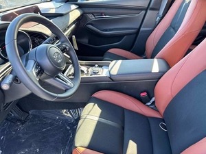 2025 <span class=keywords><strong>Mazda</strong></span> 3 2.5 carbonio Turbo 4dr portellone AWD