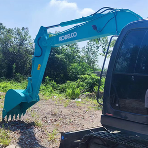 Excavadora de 8 toneladas Kobelco SK75 8 Unidad compacta Excavadora usada Kobelco SK75 8 a la venta Ideal para proyectos de espacio reducido - Product Image 2