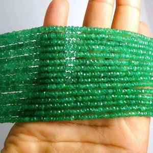 Pierre précieuse en vrac de brin perlé à facettes émeraude verte faite à la main de haute qualité pour la fabrication de bijoux et de colliers de perles de pierre - Product Image 2