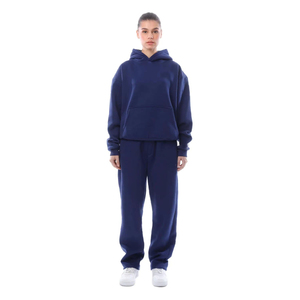 Sweat à capuche personnalisé et pantalon évasé ensemble de jogging et survêtement pour femmes vêtements pour femmes Slim Fit ensemble de tenues 2 pièces - Product Image 4