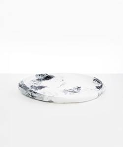 Plateau de service élégant et lisse, texture marbrée colorée, plateau en résine, look élégant, technique polie pour les fêtes, les soupes, les collations, les salades - Product Image 5