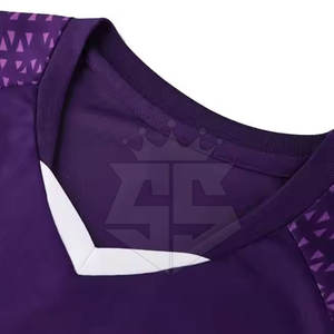 Uniforme de football personnalisé de haute qualité, vêtements de football respirants à séchage rapide, uniforme de football - Product Image 4