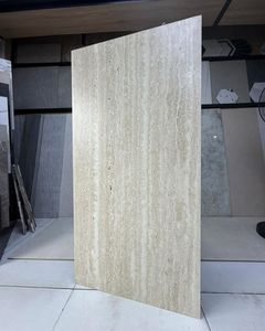 Losas y baldosas de mármol travertino natural de color beige para pisos y revestimientos de paredes. - Product Image 4