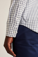 Kemeja Bisnis Formal Pria Slim Fit Anti Kusut Ramah Lingkungan Bahan Stretch Bernapas Tanpa Setrika 220g Polos