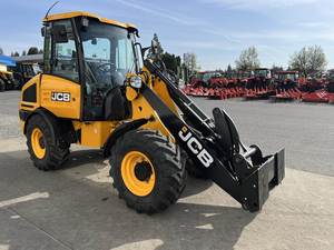 2025 JCB 407 AGRI High-Efficiency Compact Wheel Loader Parker <b>Hydraulic</b> <b>Cylinder</b> for Efficient Agricultural Operations Engine - Product Image 4