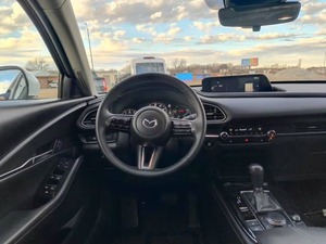 Mazda CX-30 2.5 S Preferred 4dr SUV AWD d'occasion propre, modèle 2025 - Product Image 5