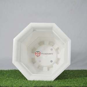 Pot octogonal BG - Un look propre et élégant pour des pots en plastique - Product Image 2