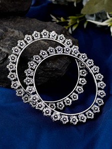 Brazalete de Latón Puro con Diseño Floral Estilo Plata Alemana, Talla Única, Oxidado, Ajustable, Hecho a Mano, Producto al por Mayor - Product Image 2