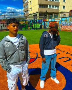 Survêtements Sweat à capuche de sport en coton zippé Logo personnalisé Survêtement surdimensionné Pantalon de survêtement Short Survêtement Ensemble de jogging pour hommes - Product Image 1