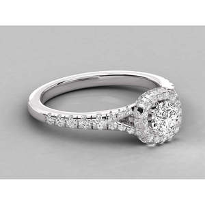 Bague solitaire en or 14 carats avec diamant rond brillant pour femme - Product Image 1