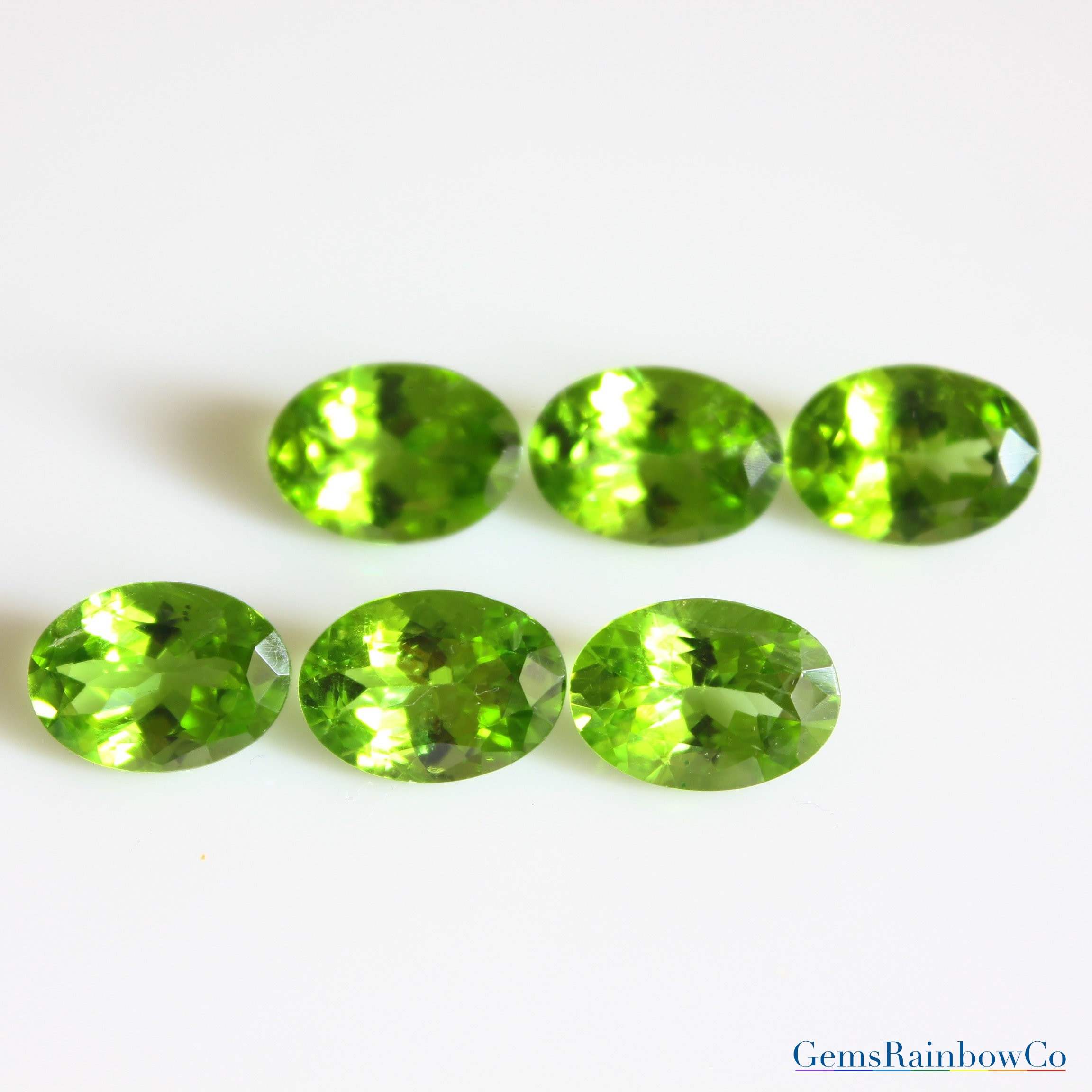 สีเขียว