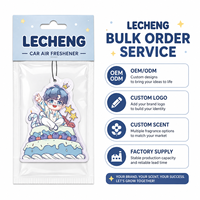 Désodorisant de voiture personnalisé super puissant en gros, carte parfumée suspendue avec personnage d'anime mignon et boîte de présentation de comptoir