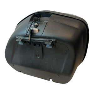 Pour Givi V35NT Monokey Side Cases Black Tech, valises latérales et top case étanches en aluminium et plastique pour motos - Product Image 3