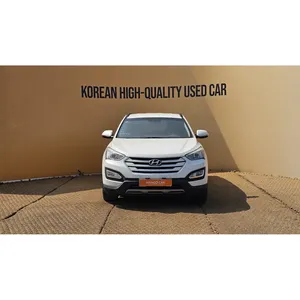 ฮุนได ซานตาเฟ่ DM ดีเซล 2WD SUV Exclusive Special ปี 2015 เครื่องยนต์ 2.0 เทอร์โบ เกียร์อัตโนมัติ/ธรรมดา พวงมาลัยซ้าย สีดำ ตัวเลือกเชื้อเพลิงแก๊ส/ไฟฟ้า - Product Image 5