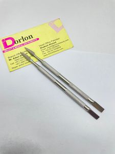 Poussoir à cuticules en acier inoxydable de qualité durable avec logo personnalisé Dissolvant de peaux mortes Poussoir de dissolvant de vernis à ongles pour Nail Art - Product Image 3