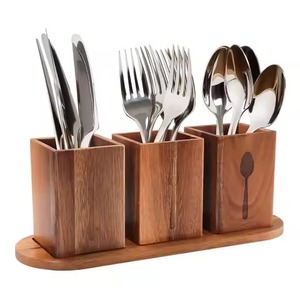 Almacenamiento de cubiertos de madera artesanal de alta calidad con múltiples compartimentos para organizar utensilios de cocina, cubiertos y condimentos. - Product Image 1