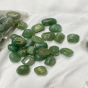Ensemble de runes d'aventurine verte Pierre précieuse en cristal naturel poli Mascotte Reiki d'agate la plus vendue Vente en gros Cristal naturel la plus vendue - Product Image 2