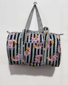 Sacs de sport à imprimé bloc à la main Boho Weekender Travel Overnight Bagages Bagages Sacs faits à la main matelassés - Product Image 1