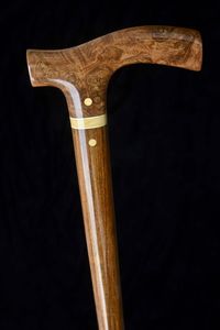 STYLISH Price Canne en bois réglable avec nœuds multiples Bâton de marche en bois solide pour les aînés par Standard International - Product Image 4