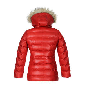 Veste en cuir rouge matelassée personnalisée pour femme avec capuche en fourrure, logo d'entreprise personnalisé, manteau d'hiver élégant, livraison gratuite - Product Image 3