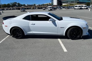 Chevrolet Camaro Z28 2015, transmisión manual de 6 velocidades, motor LS7 V8 - Product Image 5