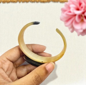 Brazaletes de Cuerno de Búfalo Natural, Joyería Artesanal de Cuerno de Búfalo - Product Image 2