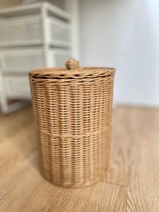 Panier à déchets en osier avec couvercle, fait main, écologique, paniers de rangement en rotin naturel, moderne, multifonction, Artex Green Earth, fabriqué au Vietnam - Product Image 3